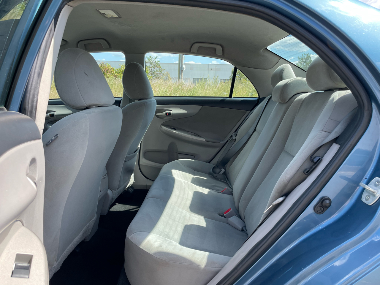 Toyota Corolla 4dr Sdn Auto LE Special Edition (Natl) 2013 Toyota Corolla 4dr Sdn Auto LE Special Edition (Natl) 2013