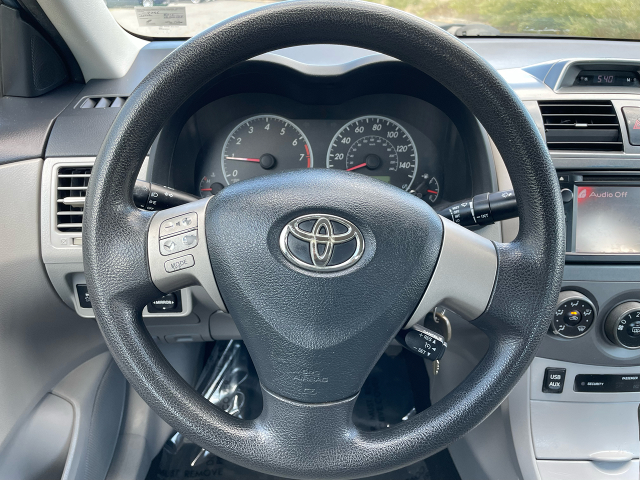 Toyota Corolla 4dr Sdn Auto LE Special Edition (Natl) 2013 Toyota Corolla 4dr Sdn Auto LE Special Edition (Natl) 2013