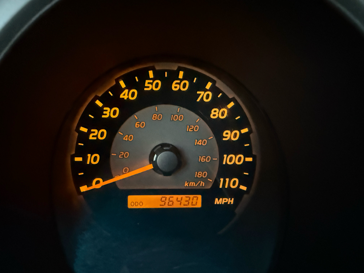 2005 Toyota 4Runner SR5 V6 4WD photo 30