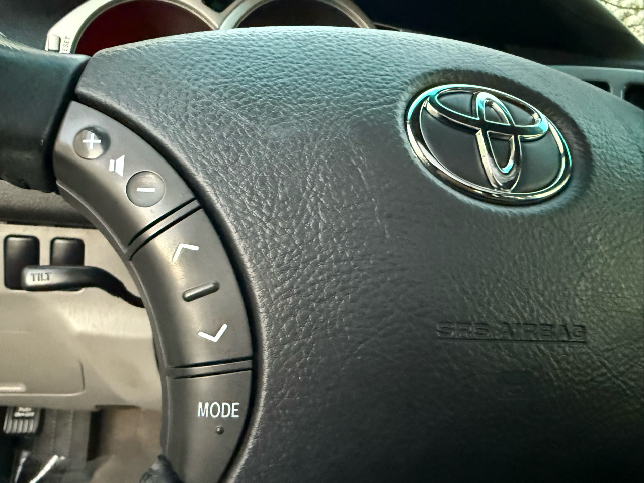 2005 Toyota 4Runner SR5 V6 4WD photo 32
