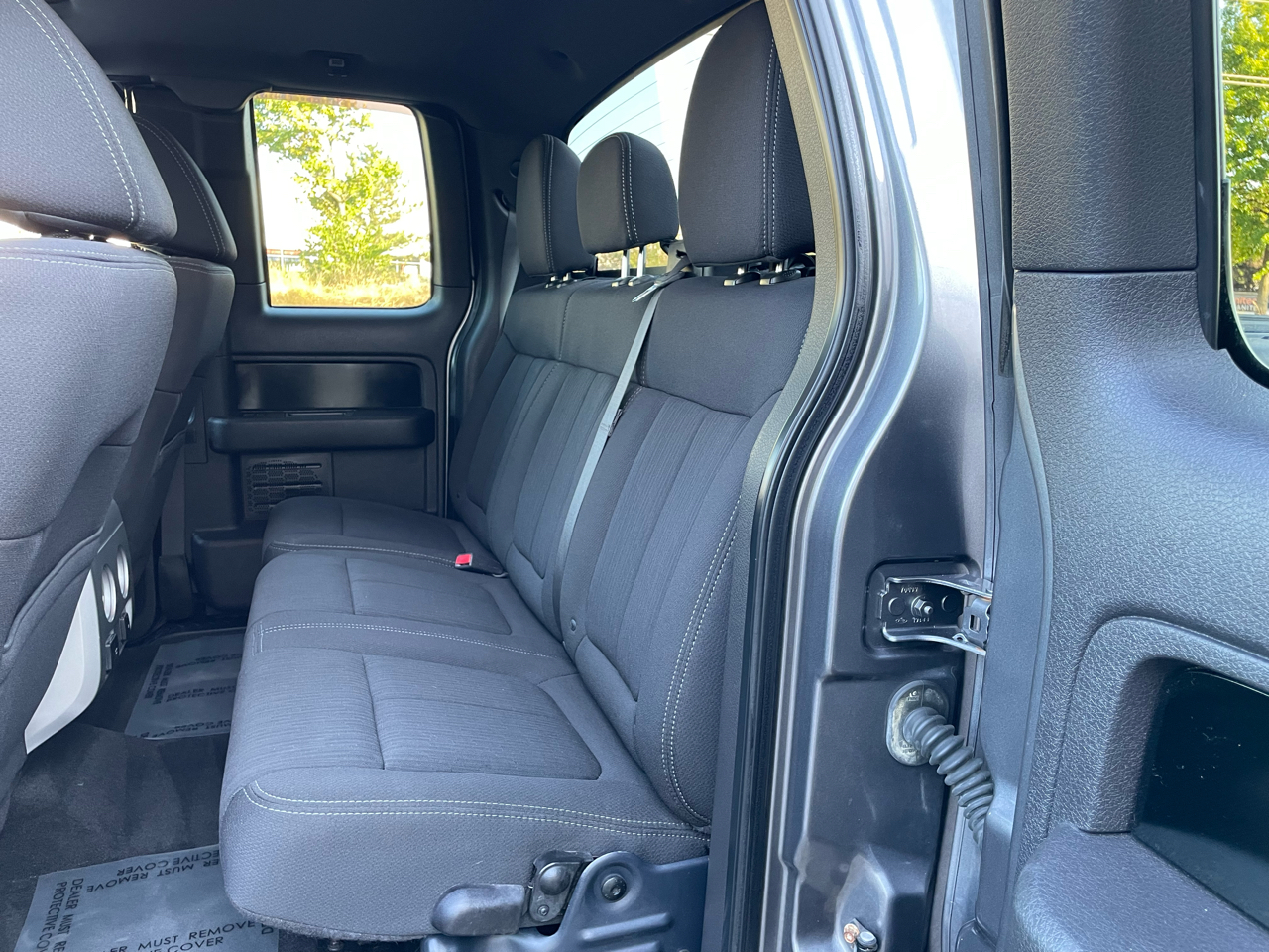 2011 Ford F-150 FX4 photo 16