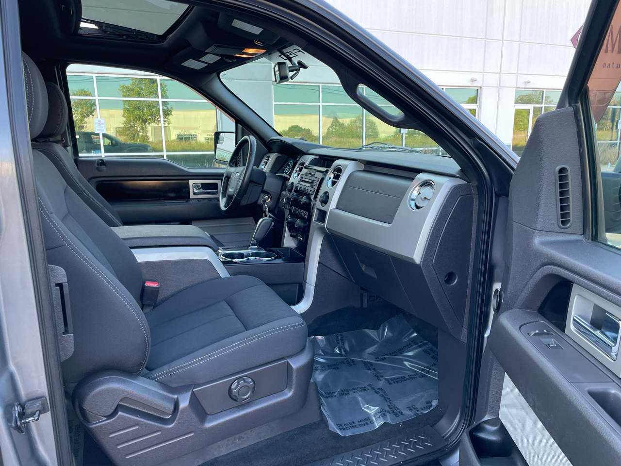 2011 Ford F-150 FX4 photo 17