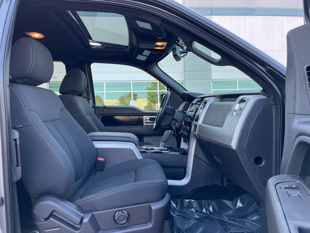 2011 Ford F-150 FX4 photo 18
