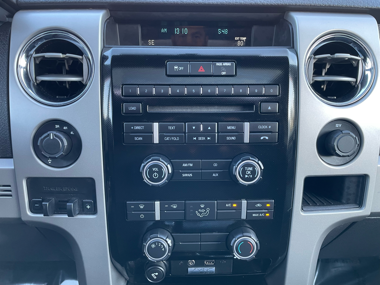2011 Ford F-150 FX4 photo 25