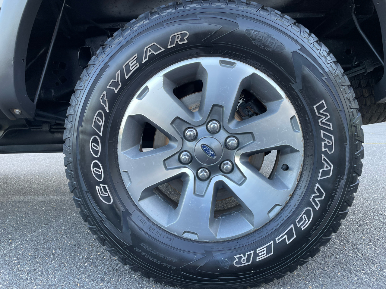 2011 Ford F-150 FX4 photo 36
