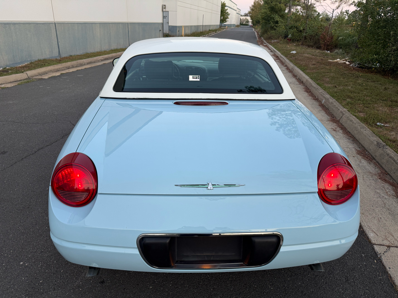 2004 Ford Thunderbird Premium photo 40