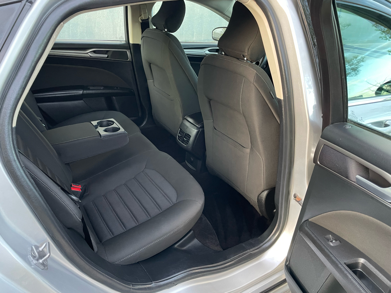 Ford Fusion Hybrid SE FWD 2019 Ford Fusion Hybrid SE FWD 2019