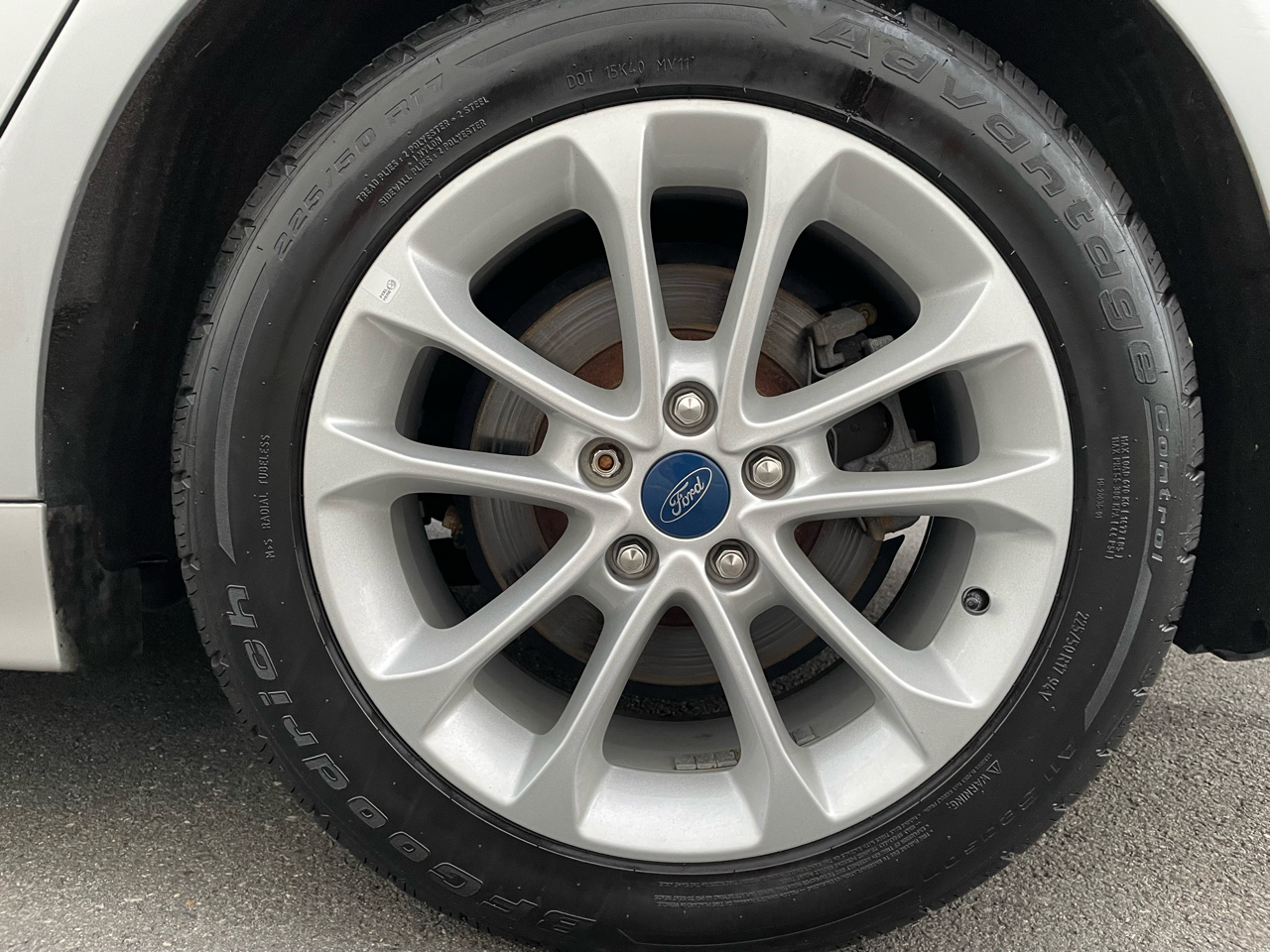 Ford Fusion Hybrid SE FWD 2019 Ford Fusion Hybrid SE FWD 2019