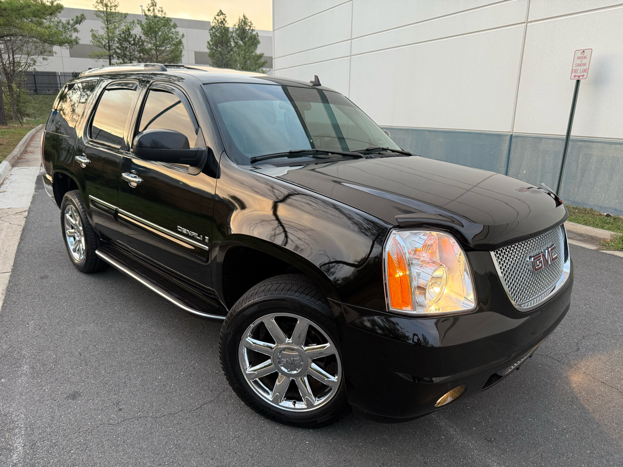 GMC Yukon Denali AWD 4dr 2007 GMC Yukon Denali AWD 4dr 2007