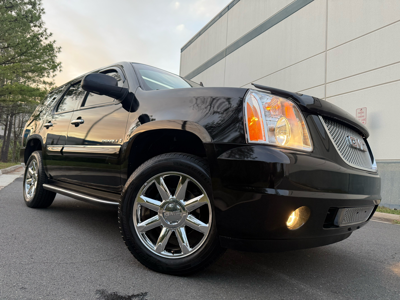 GMC Yukon Denali AWD 4dr 2007 GMC Yukon Denali AWD 4dr 2007