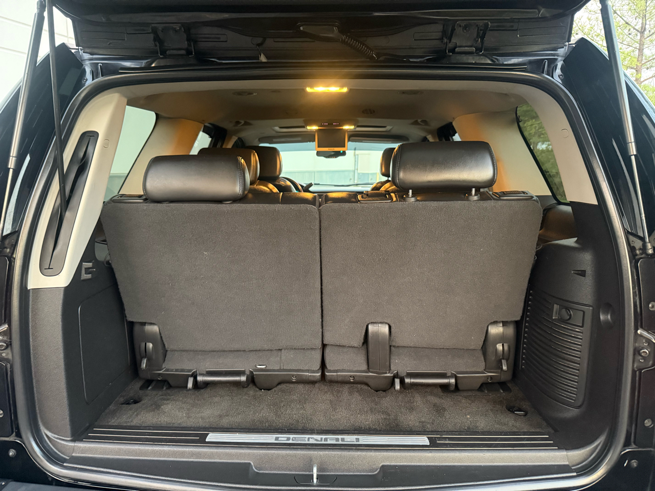 GMC Yukon Denali AWD 4dr 2007 GMC Yukon Denali AWD 4dr 2007