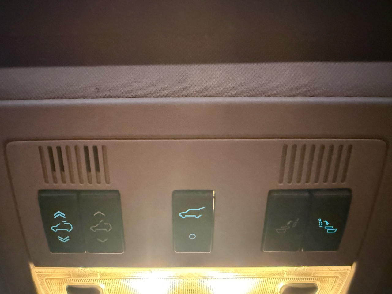 GMC Yukon Denali AWD 4dr 2007 GMC Yukon Denali AWD 4dr 2007