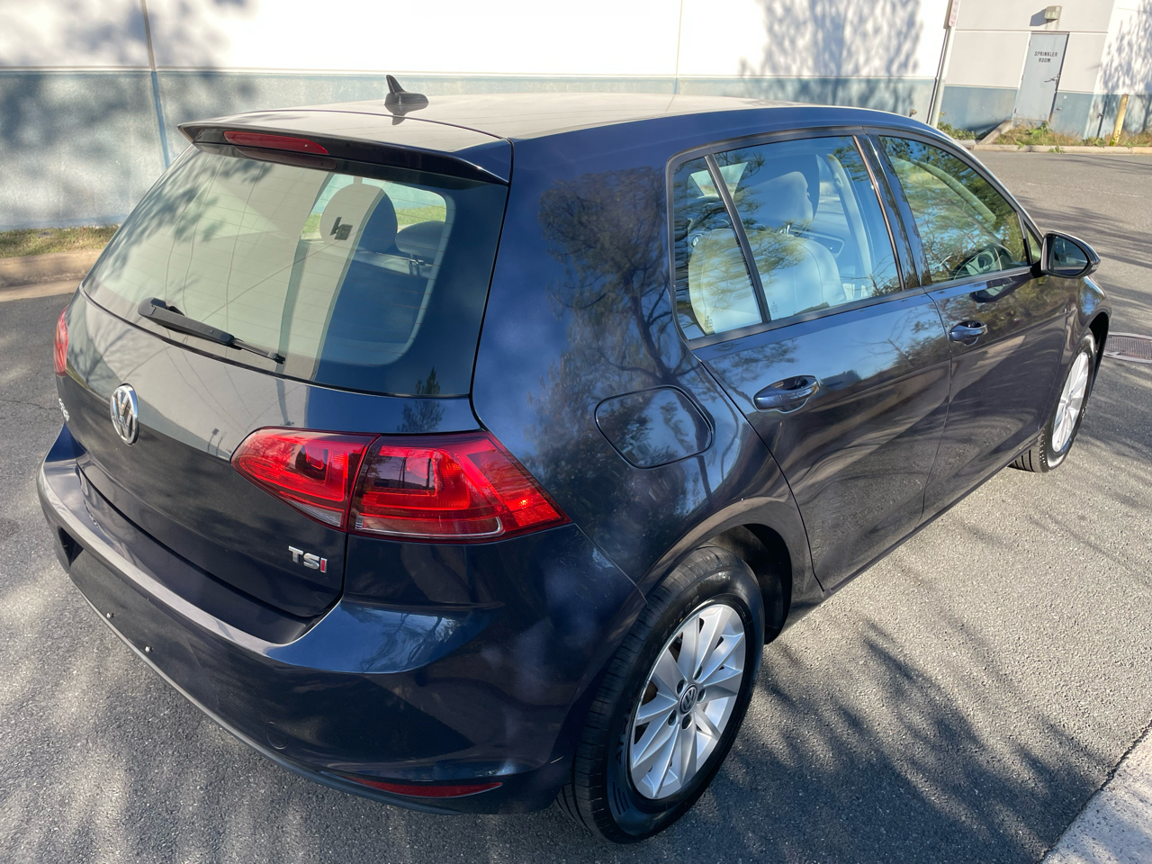 Volkswagen Golf 4dr HB Auto TSI S 2015 Volkswagen Golf 4dr HB Auto TSI S 2015