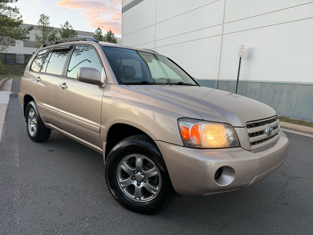 2005 Toyota Highlander Base