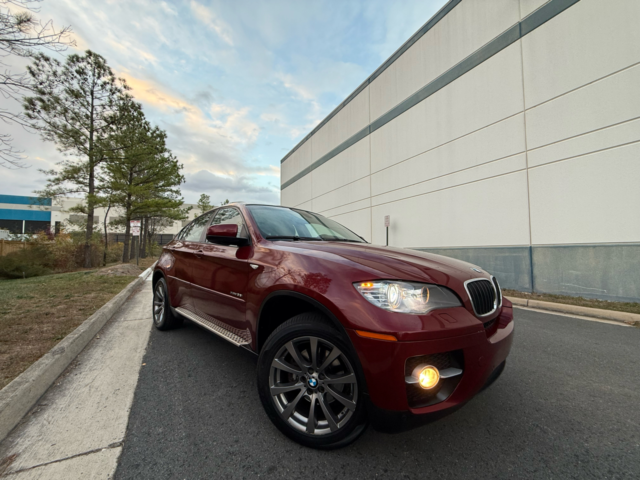 BMW X6 AWD 4dr 35i 2011 BMW X6 AWD 4dr 35i 2011