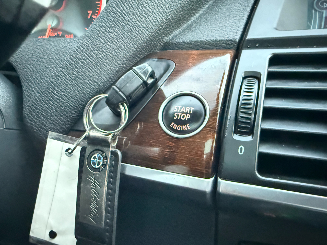 BMW X6 AWD 4dr 35i 2011 BMW X6 AWD 4dr 35i 2011