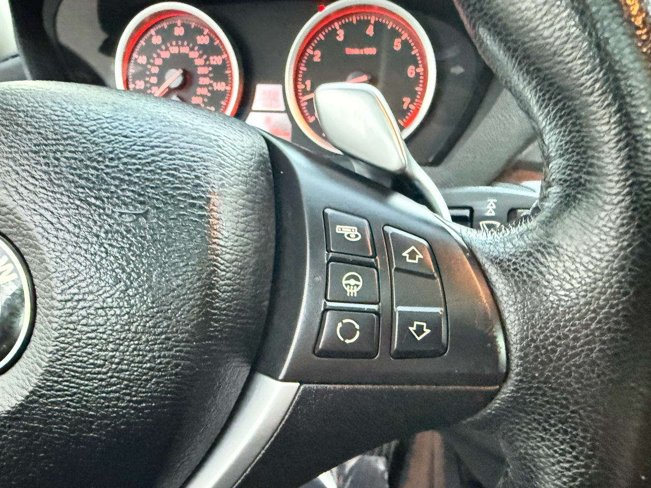 BMW X6 AWD 4dr 35i 2011 BMW X6 AWD 4dr 35i 2011