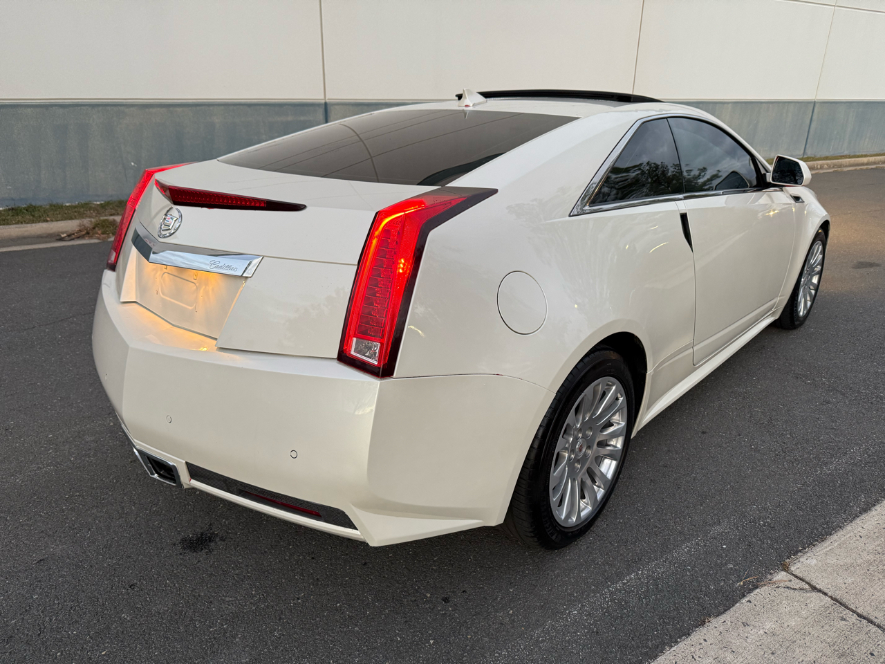 Cadillac CTS Coupe 2dr Cpe Premium RWD 2014 Cadillac CTS Coupe 2dr Cpe Premium RWD 2014