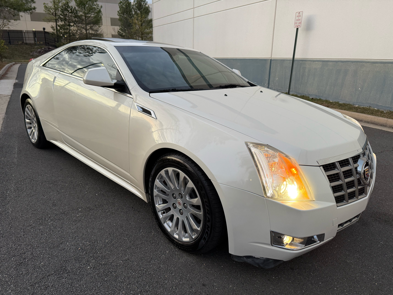Cadillac CTS Coupe 2dr Cpe Premium RWD 2014 Cadillac CTS Coupe 2dr Cpe Premium RWD 2014
