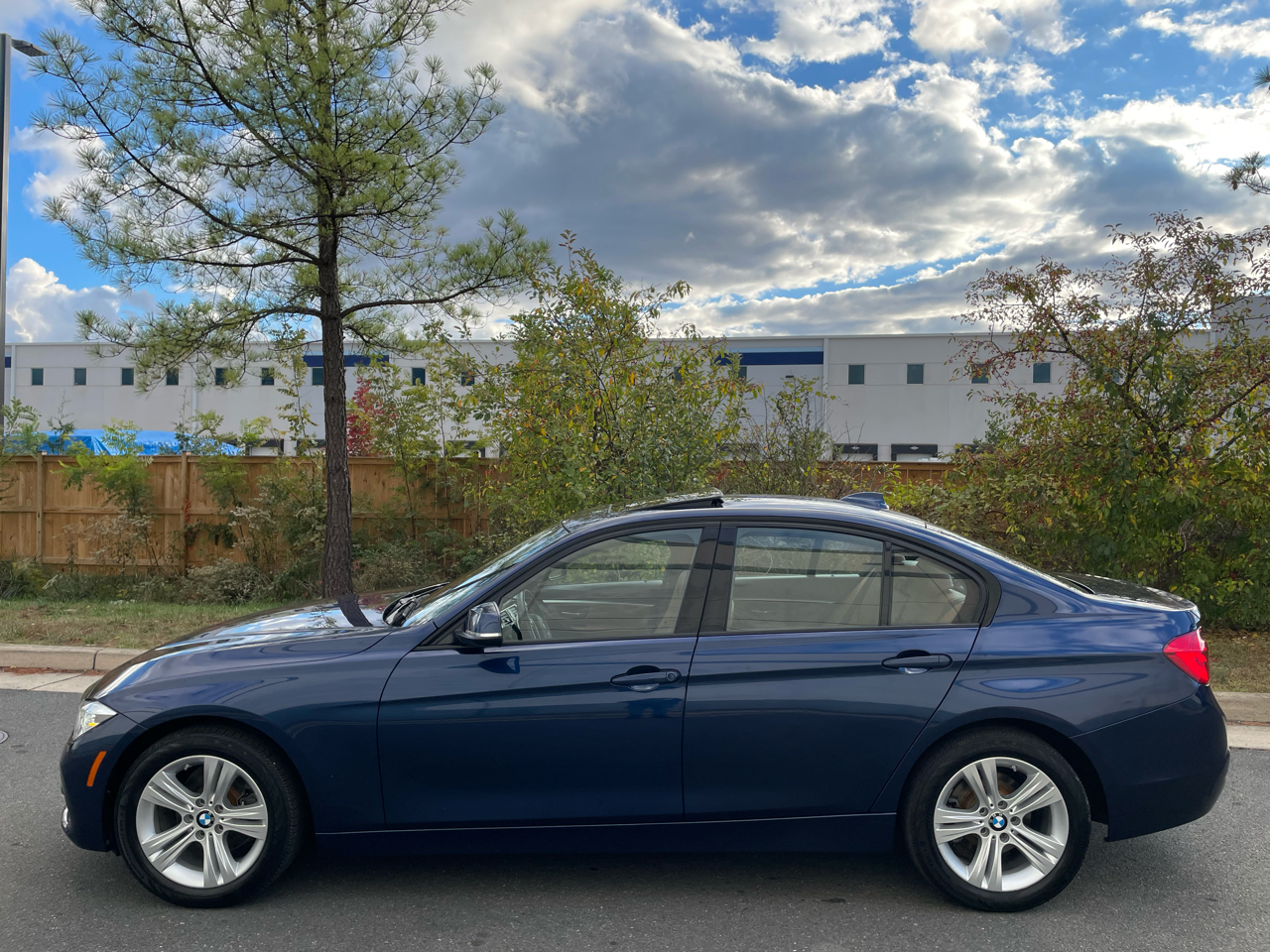 BMW 3 Series 4dr Sdn 328i xDrive AWD SULEV South Africa 2016 BMW 3 Series 4dr Sdn 328i xDrive AWD SULEV South Africa 2016
