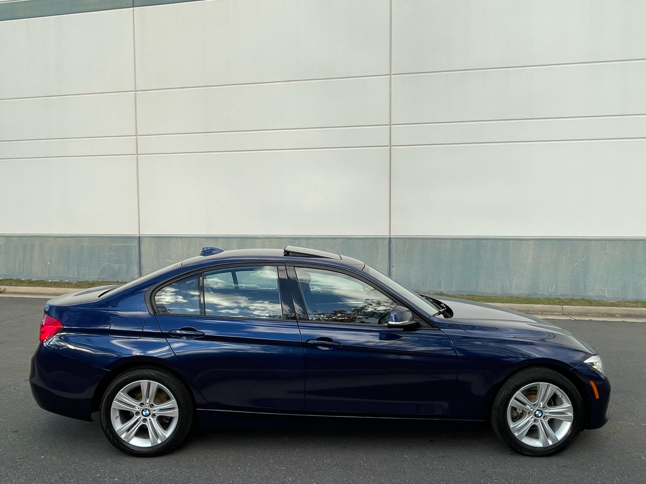 BMW 3 Series 4dr Sdn 328i xDrive AWD SULEV South Africa 2016 BMW 3 Series 4dr Sdn 328i xDrive AWD SULEV South Africa 2016