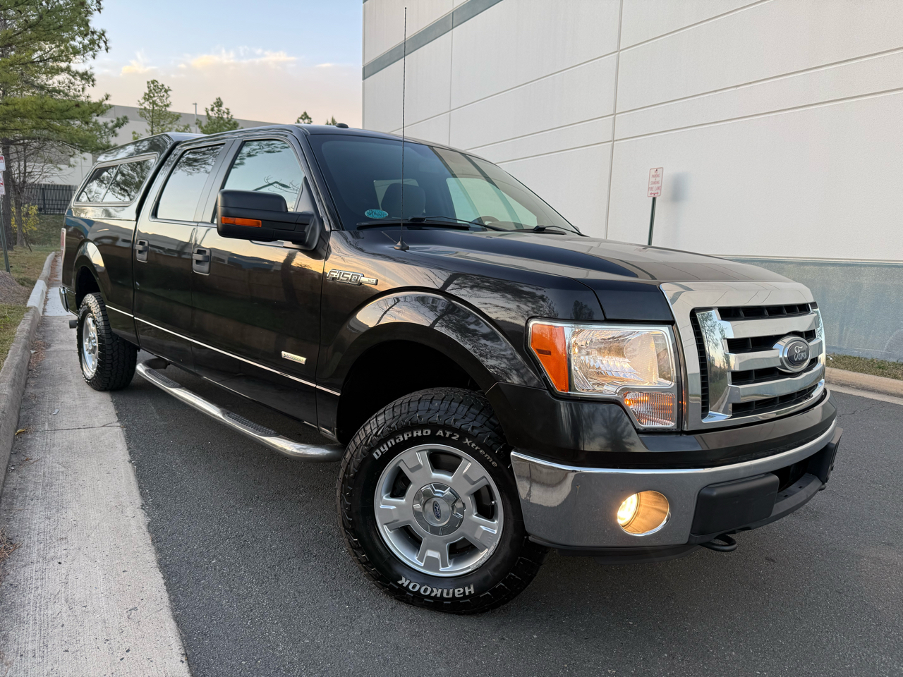 2012 Ford F-150 4WD SuperCrew 145" Platinum