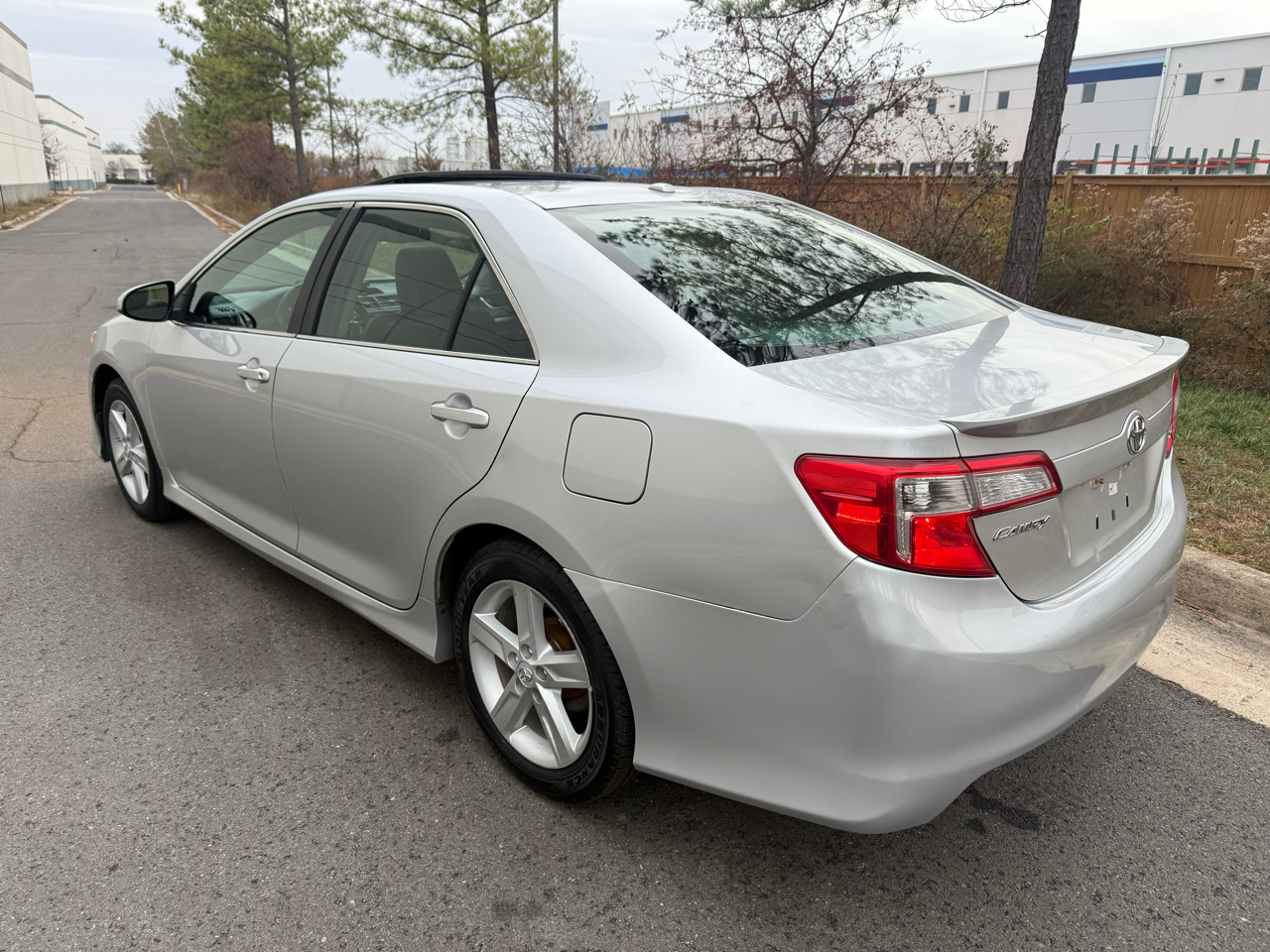 Toyota Camry 4dr Sdn I4 Auto SE Sport Limited Edition (Natl) 2012
