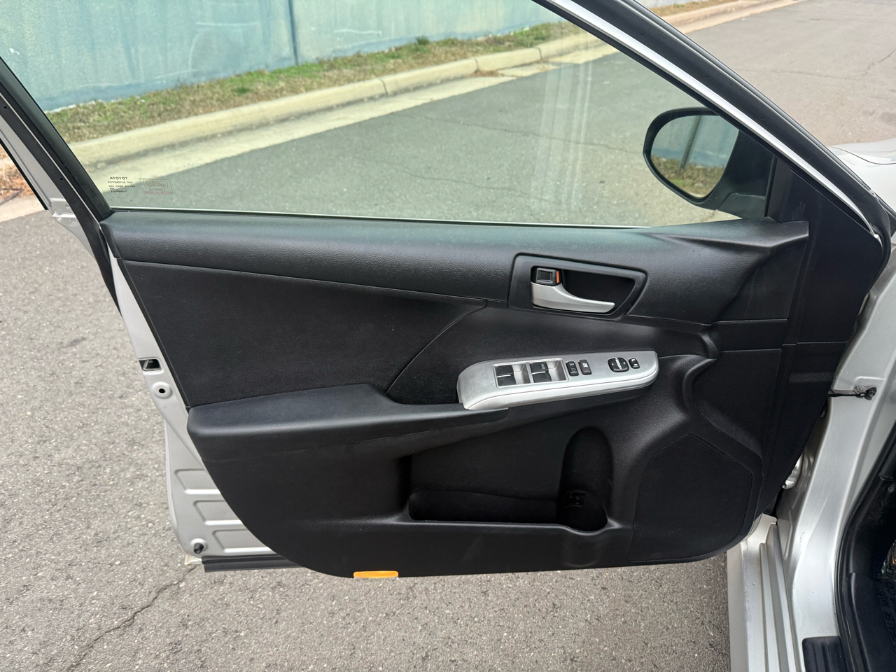 Toyota Camry 4dr Sdn I4 Auto SE Sport Limited Edition (Natl) 2012