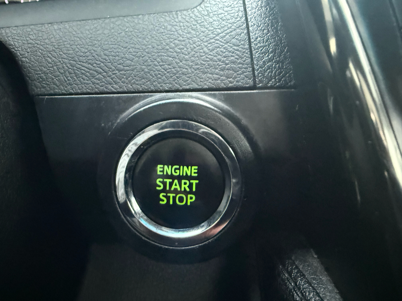 Toyota Camry 4dr Sdn I4 Auto SE Sport Limited Edition (Natl) 2012