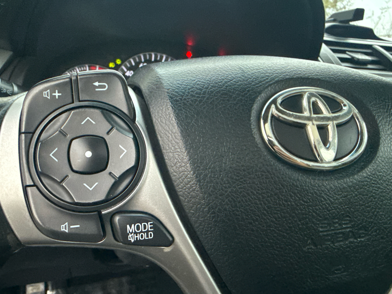 Toyota Camry 4dr Sdn I4 Auto SE Sport Limited Edition (Natl) 2012