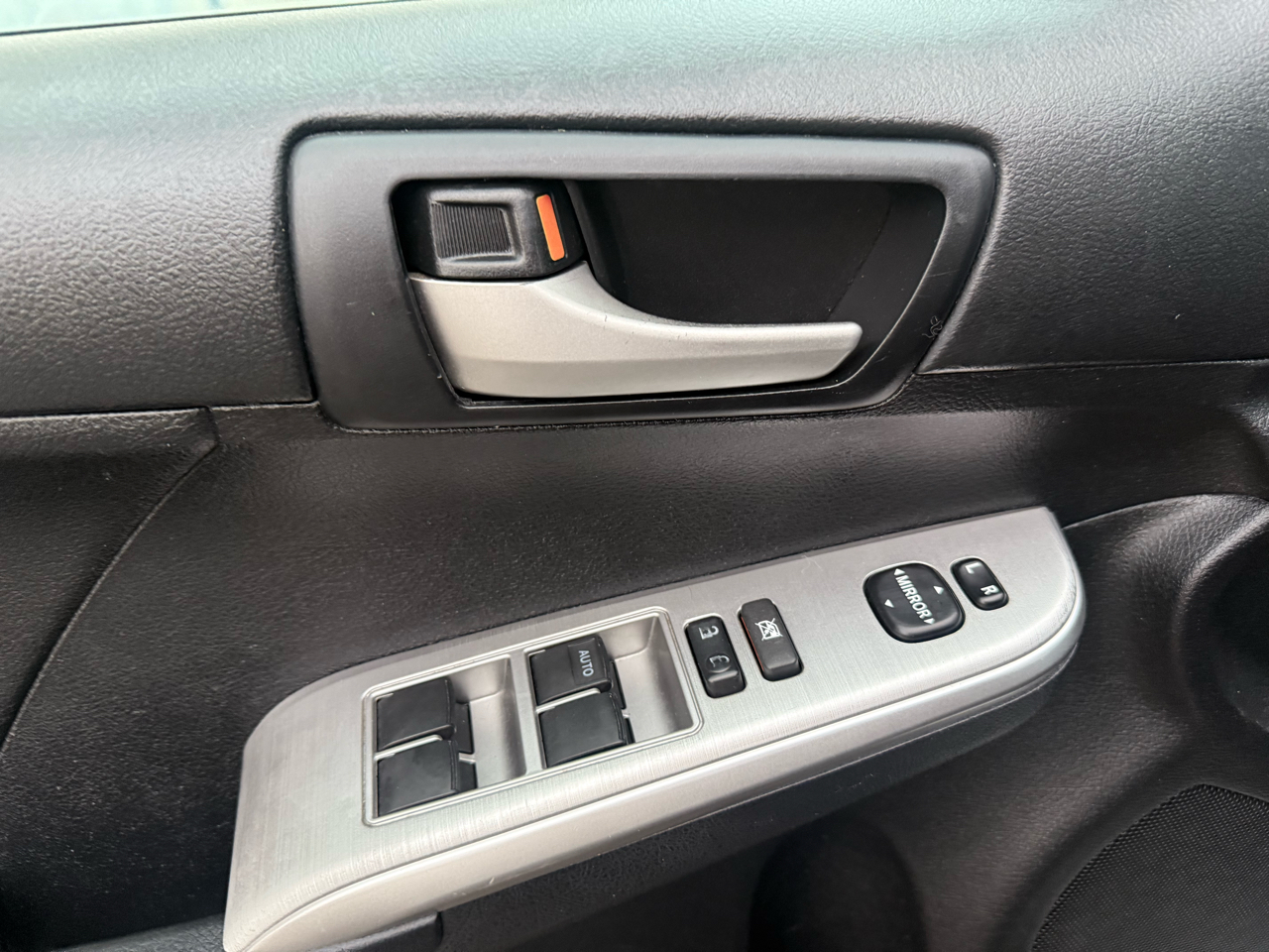 Toyota Camry 4dr Sdn I4 Auto SE Sport Limited Edition (Natl) 2012