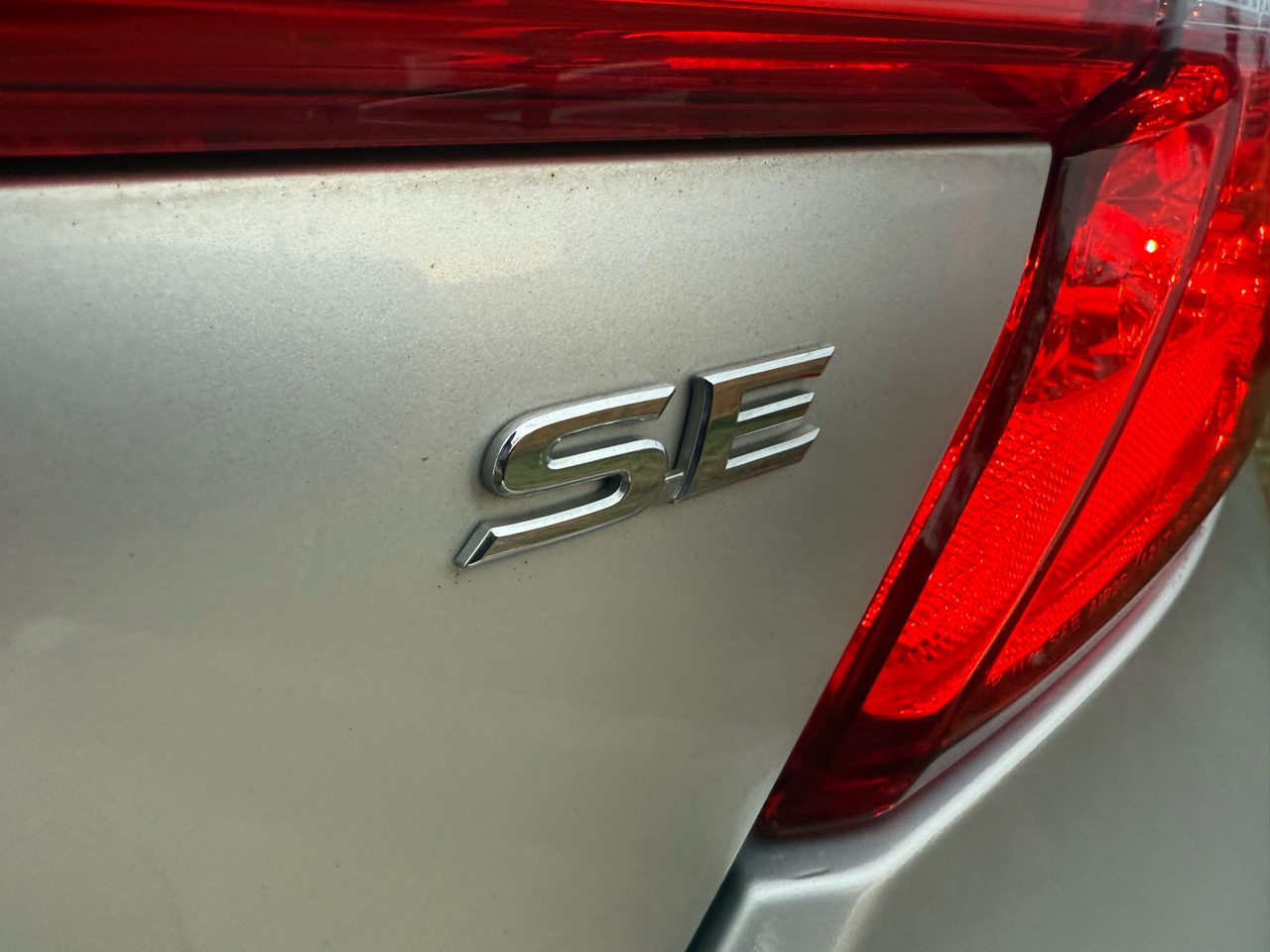 Toyota Camry 4dr Sdn I4 Auto SE Sport Limited Edition (Natl) 2012