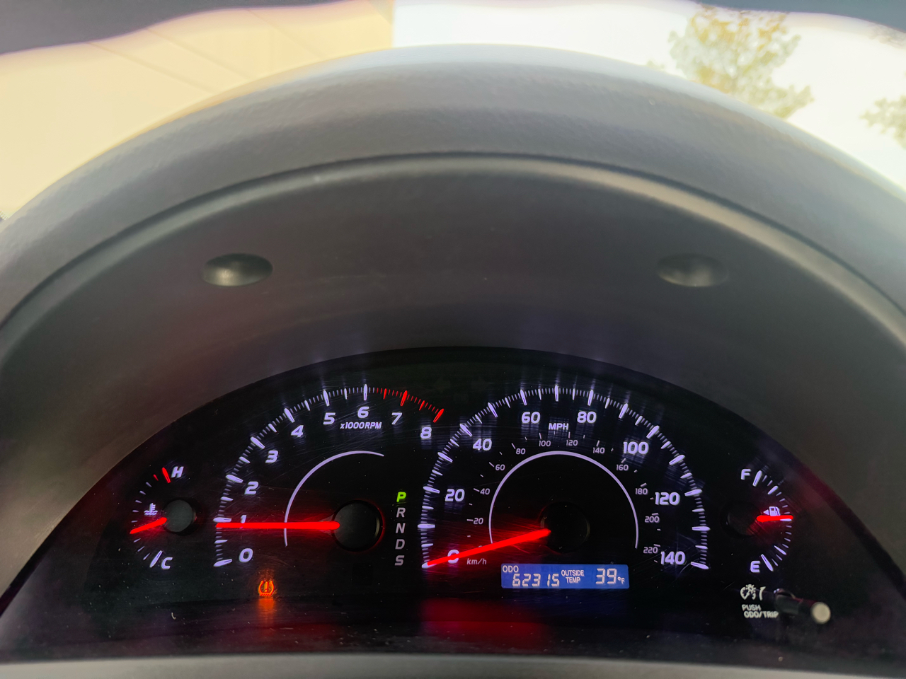 Toyota Camry 4dr Sdn I4 Man (Natl) 2010