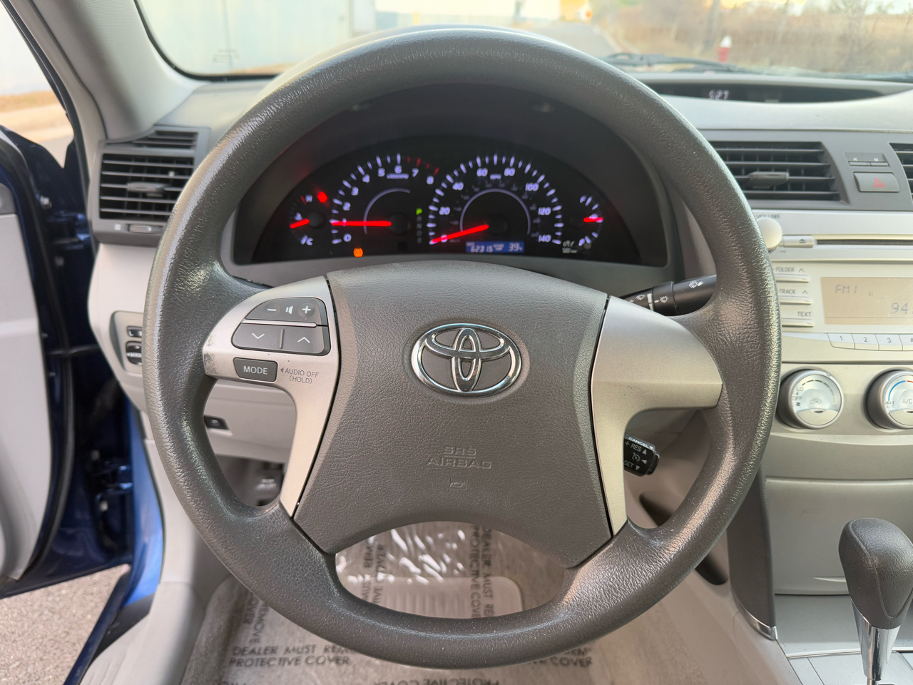 Toyota Camry 4dr Sdn I4 Man (Natl) 2010