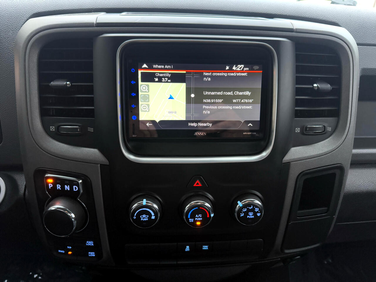 RAM 1500 4WD Quad Cab 140.5" Express 2015