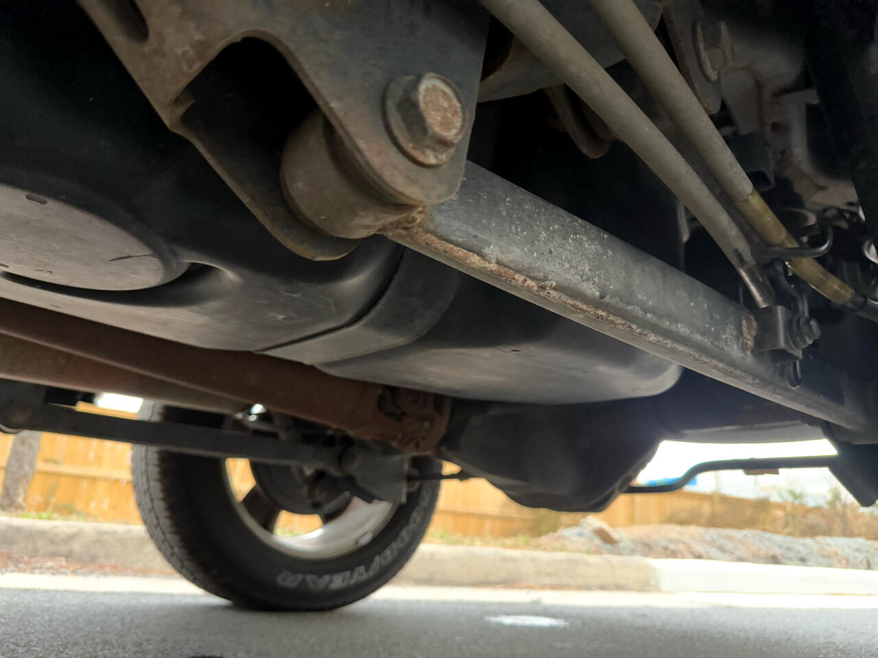 RAM 1500 4WD Quad Cab 140.5" Express 2015