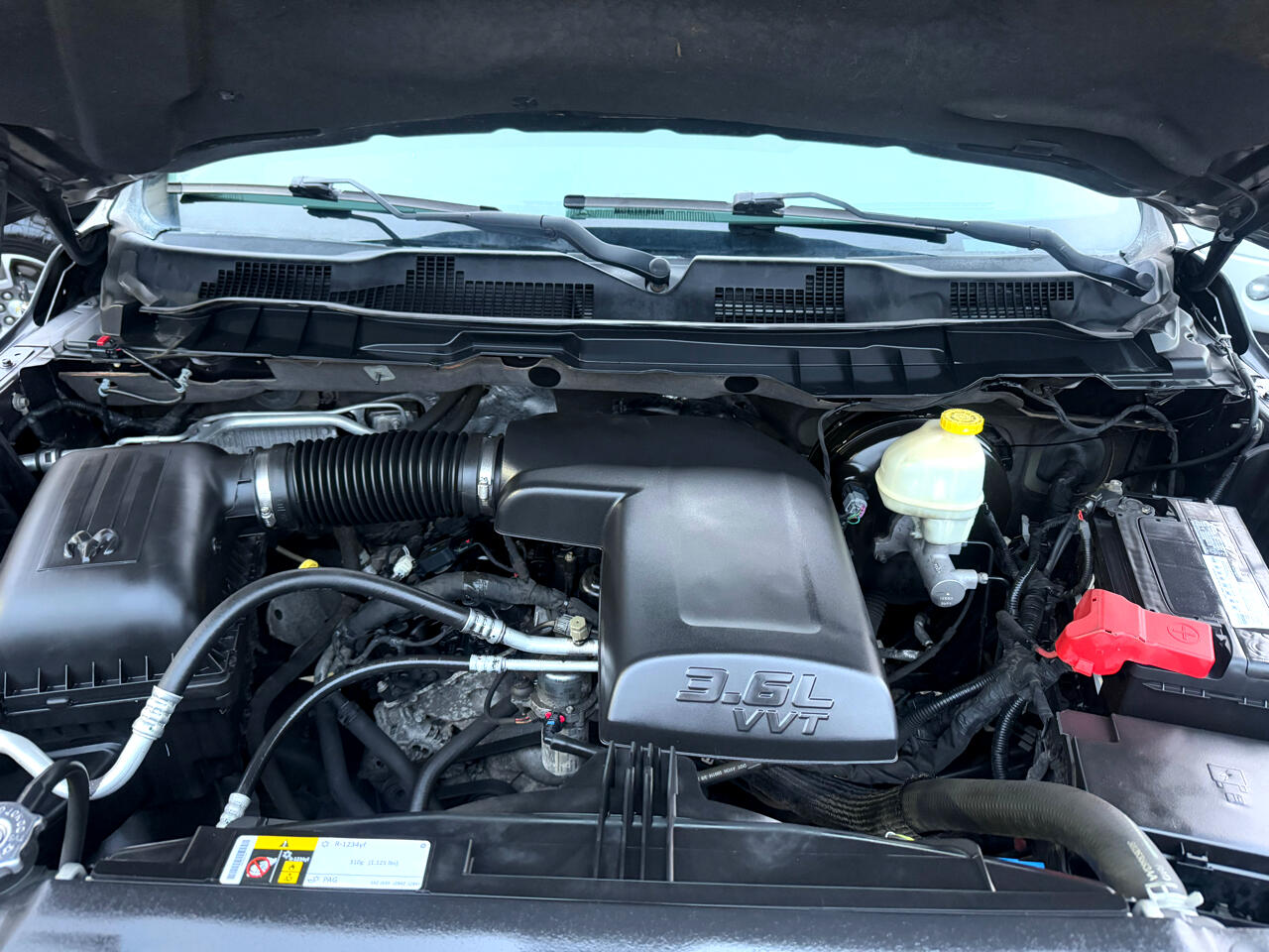 RAM 1500 4WD Quad Cab 140.5" Express 2015