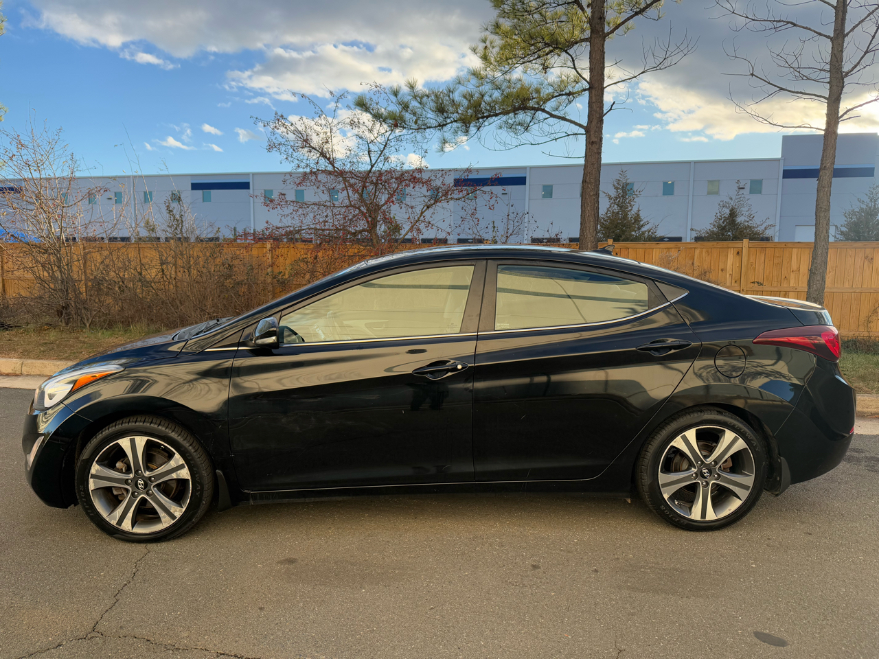 Hyundai Elantra 4dr Sdn Man Sport (Ulsan Plant) 2014