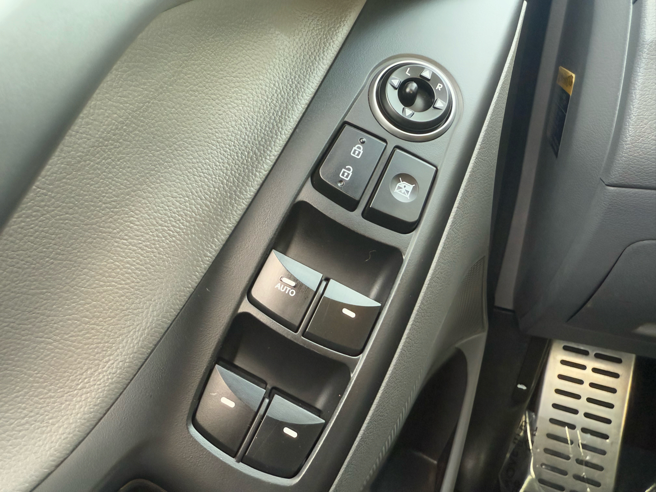 Hyundai Elantra 4dr Sdn Man Sport (Ulsan Plant) 2014