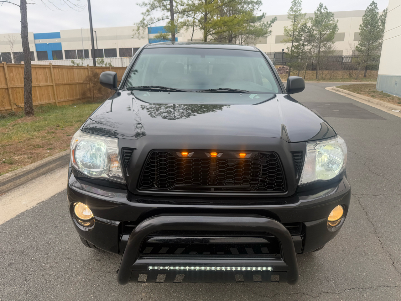 Toyota Tacoma 4WD Double V6 MT (Natl) 2010