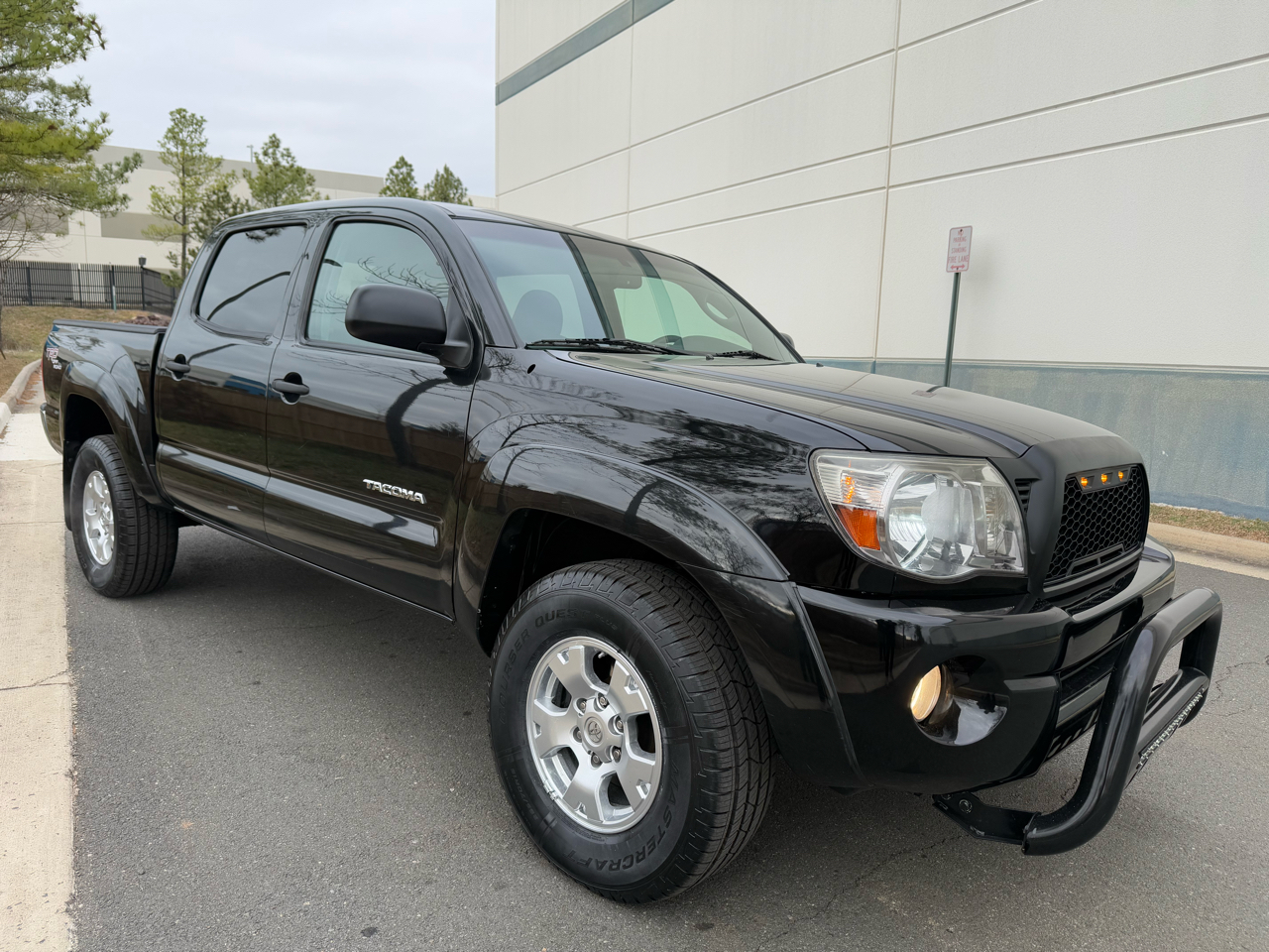 Toyota Tacoma 4WD Double V6 MT (Natl) 2010