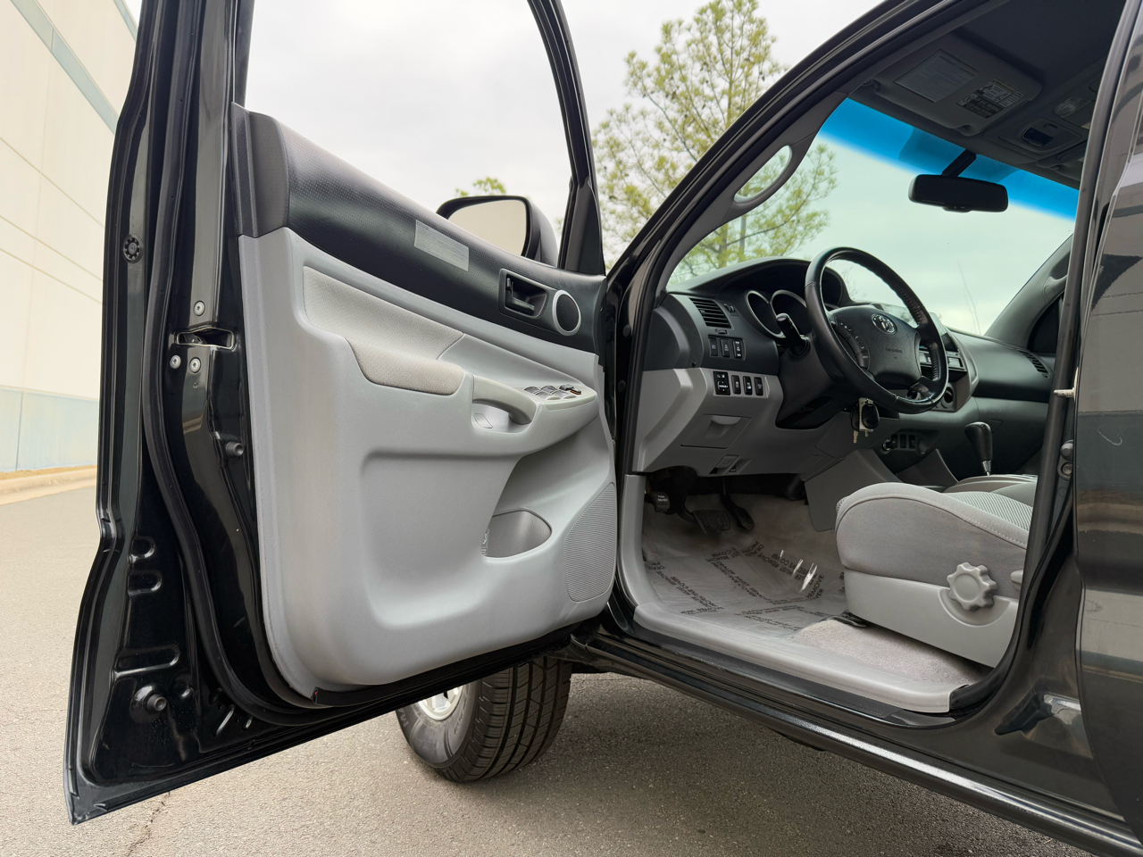 Toyota Tacoma 4WD Double V6 MT (Natl) 2010