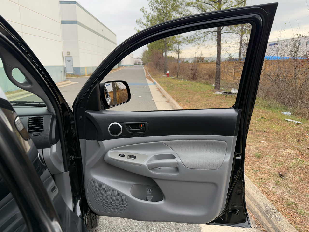 Toyota Tacoma 4WD Double V6 MT (Natl) 2010