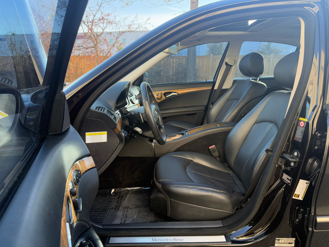 Mercedes-Benz E-Class 4dr Sdn 3.5L 4MATIC 2007