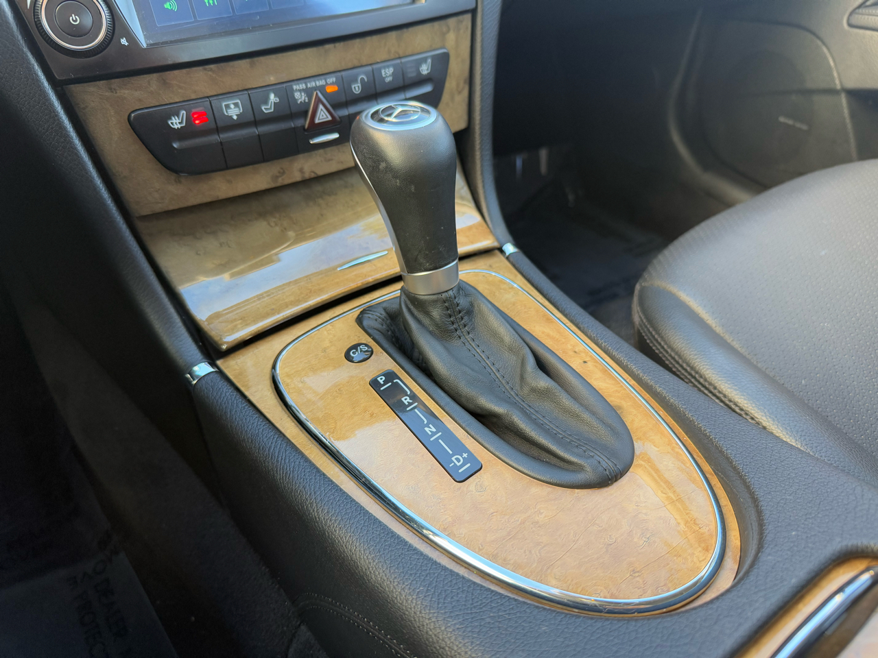 Mercedes-Benz E-Class 4dr Sdn 3.5L 4MATIC 2007