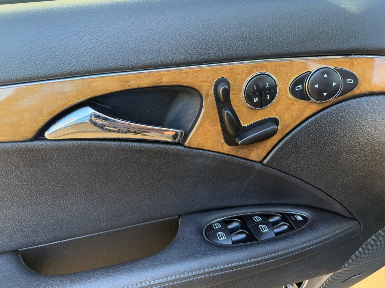 Mercedes-Benz E-Class 4dr Sdn 3.5L 4MATIC 2007