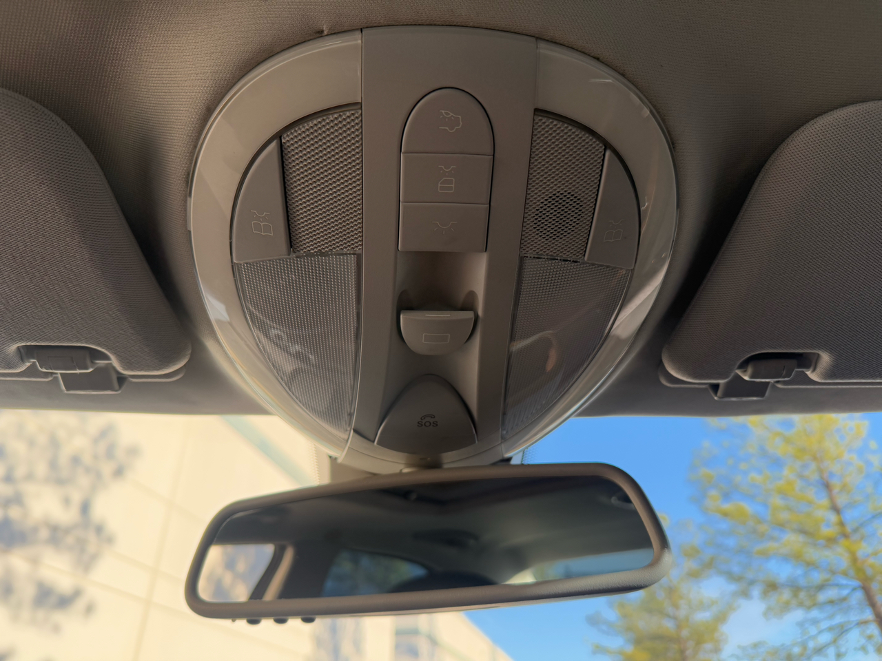 Mercedes-Benz E-Class 4dr Sdn 3.5L 4MATIC 2007