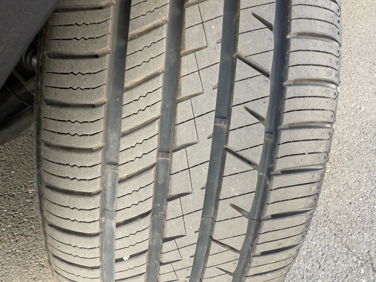 Mercedes-Benz E-Class 4dr Sdn 3.5L 4MATIC 2007