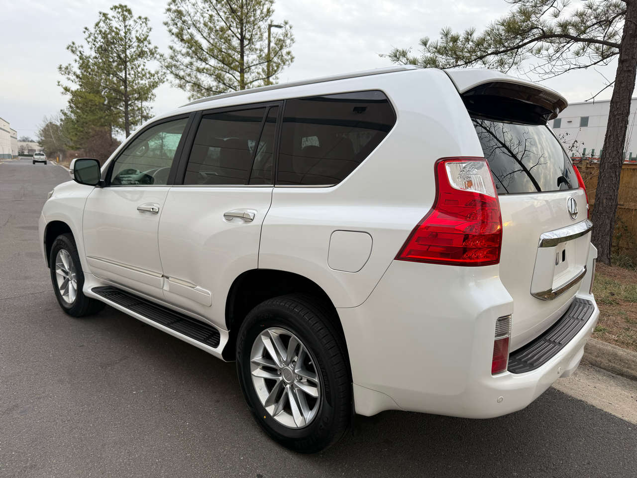 Lexus GX 460 4WD 4dr 2012
