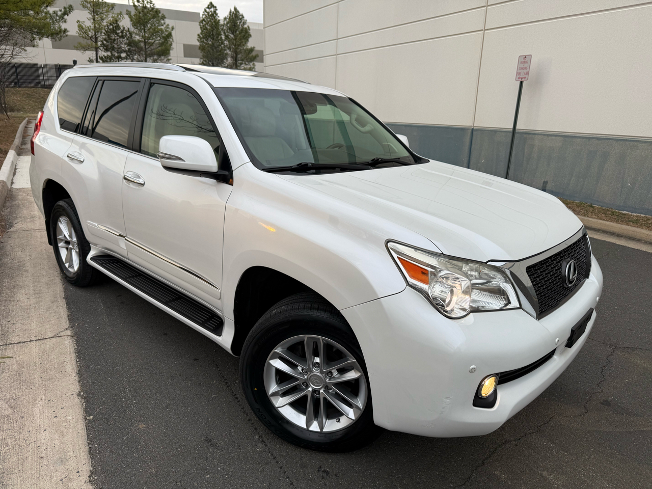 Lexus GX 460 4WD 4dr 2012
